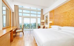 Four Points by Sheraton Shenzhou Peninsula Hotel Wanning